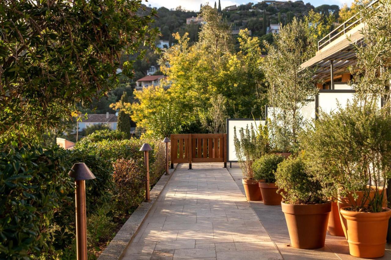 Готель Les Terrasses Du Bailli Реоль-Канадель-сюр-Мер Екстер'єр фото